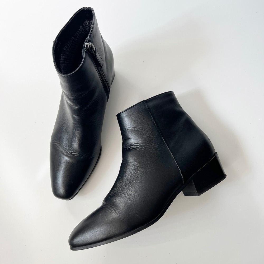Aquatalia Fuoco Ankle Boots 7.5 Black Leather Chelsea Square Toe Made in Italy